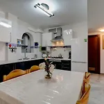 Victoria Estepona